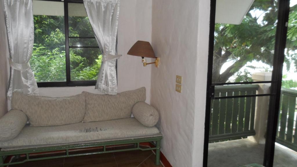 Harmony House Hotell Chiang Mai Rum bild